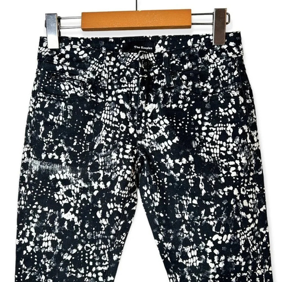 The Kooples  Skin Black and White Abstract Skull Print - Picture 3 of 8